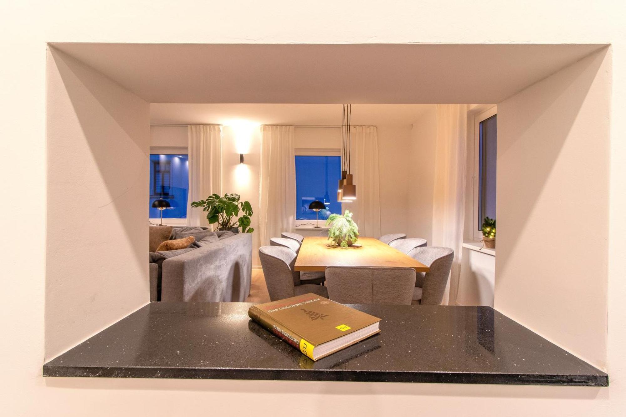 Stilvolles City-Apartment I Netflix I Wlan L Stellplatz I Zentral Шварценберг Экстерьер фото