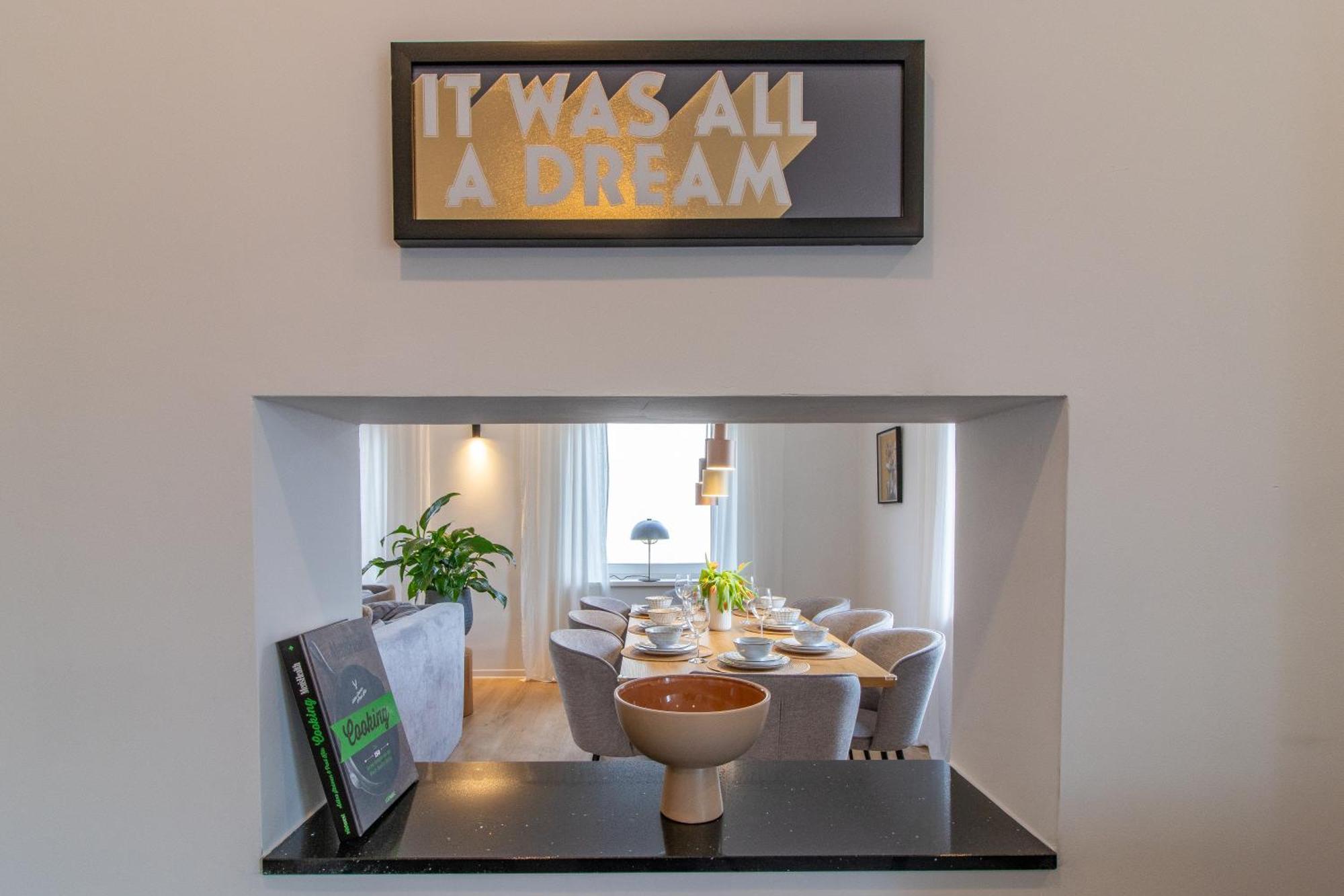 Stilvolles City-Apartment I Netflix I Wlan L Stellplatz I Zentral Шварценберг Экстерьер фото