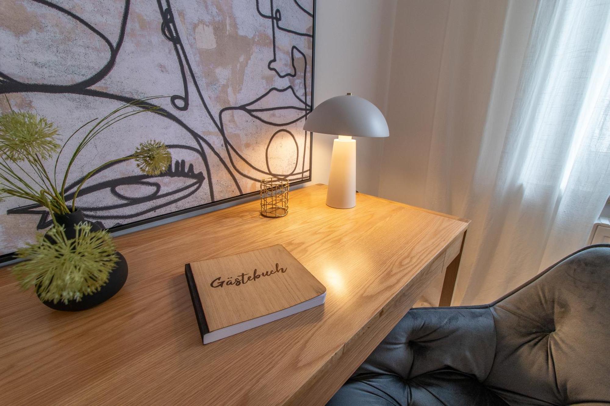 Stilvolles City-Apartment I Netflix I Wlan L Stellplatz I Zentral Шварценберг Экстерьер фото